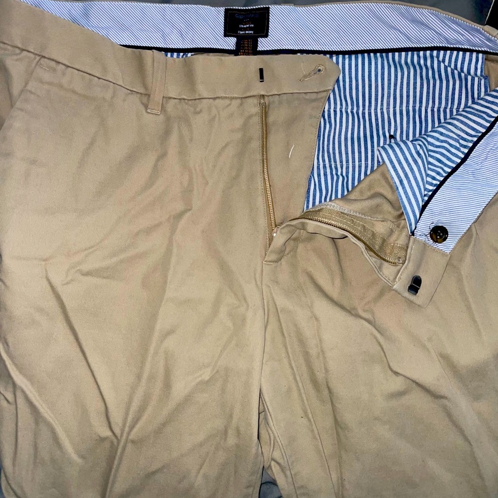 Gap khakis